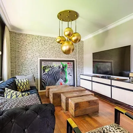 Σπίτι διακοπών Cool Modern 4bd W Private Garden! #196 Κωνσταντινούπολη