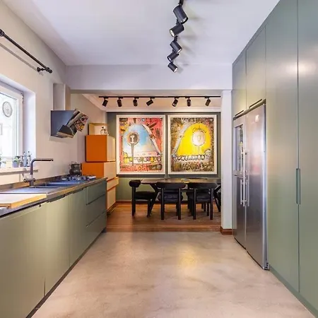 Cool Modern 4bd W Private Garden! #196 *